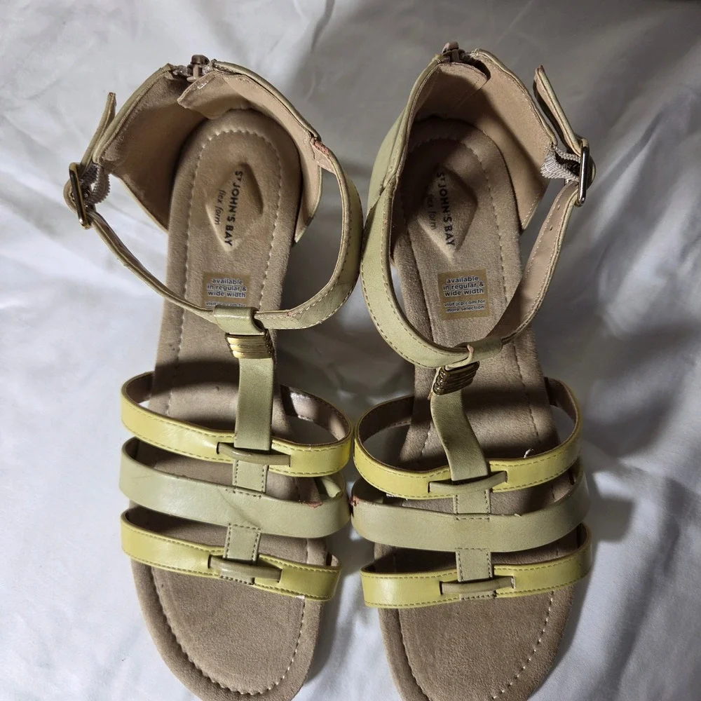 St Johns Bay Nixon Yellow Tan Strappy Wedge Sandals Womens 11M 106-0370